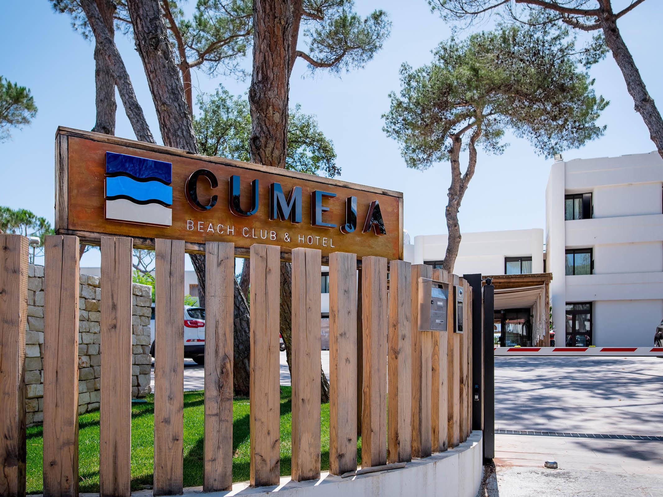 Cumeja Beach Club & Hotel バイア・ドミツィア エクステリア 写真