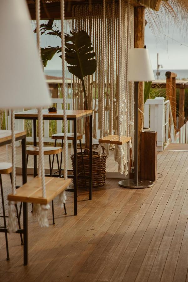 Cumeja Beach Club & Hotel バイア・ドミツィア エクステリア 写真
