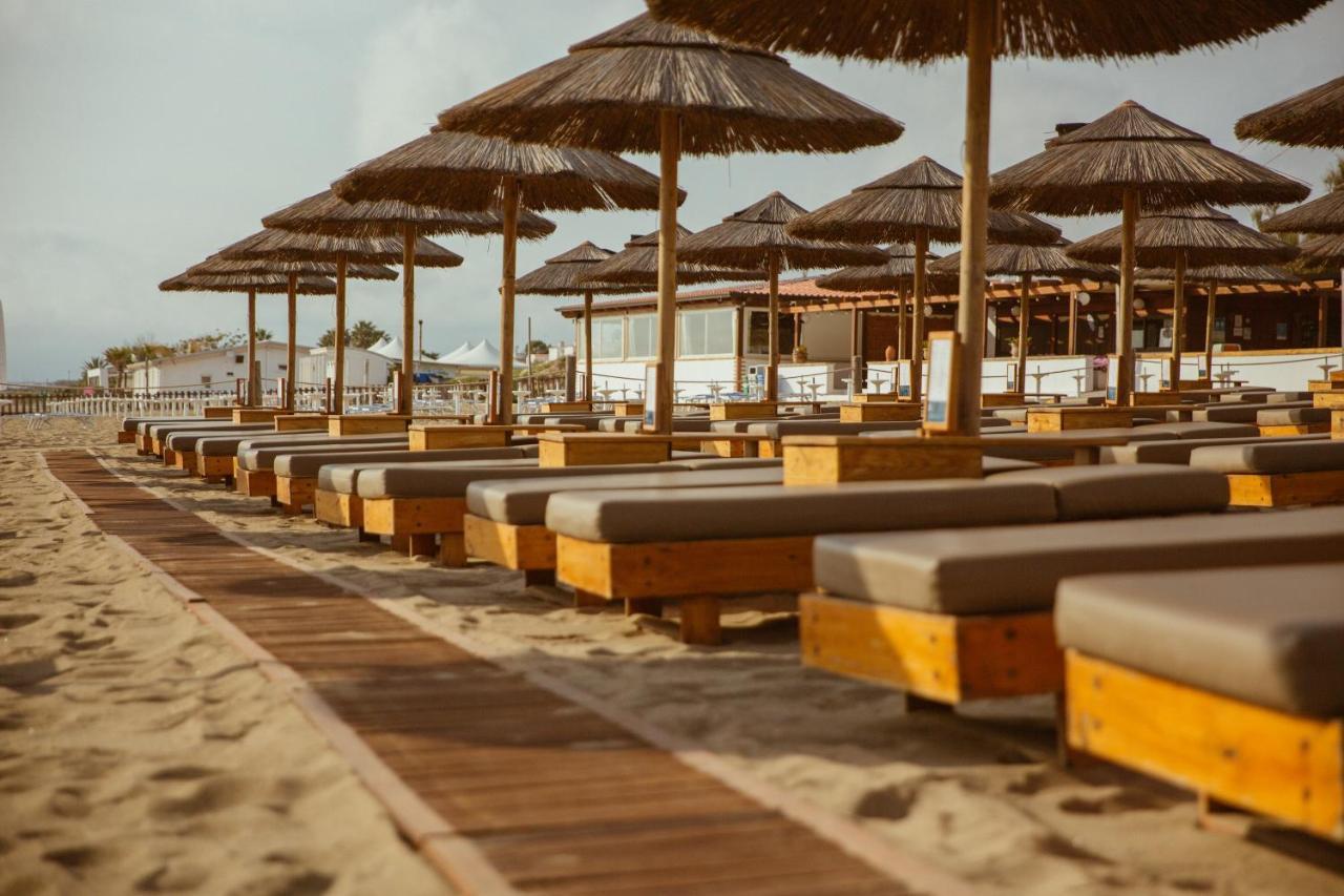 Cumeja Beach Club & Hotel バイア・ドミツィア エクステリア 写真